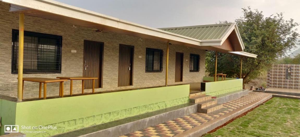 The Avi'S Village Chinchavli Exterior foto